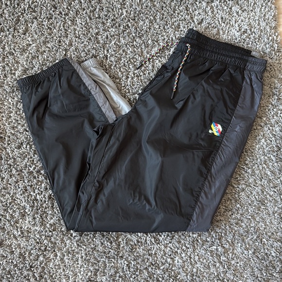 Peloton Mesh Sweatsuit - Picture 6 of 7